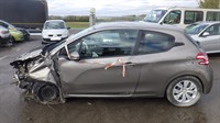 Recycling Car - Voiture accidentée en vente. Cliquez pour zoomer Recycling Car - Voiture accidentée en vente. Cliquez pour zoomer