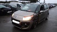 Recycling Car - Voiture accidentée en vente. Cliquez pour zoomer Recycling Car - Voiture accidentée en vente. Cliquez pour zoomer