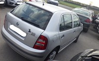 Recycling Car - Voiture accidentée en vente. Cliquez pour zoomer Recycling Car - Voiture accidentée en vente. Cliquez pour zoomer