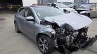 Recycling Car - Voiture accidentée en vente. Cliquez pour zoomer