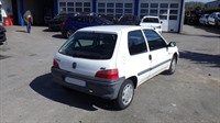 Recycling Car - Voiture accidentée en vente. Cliquez pour zoomer