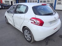 Recycling Car - Voiture accidentée en vente. Cliquez pour zoomer