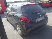 Recycling Car - Voiture accidentée en vente. Cliquez pour zoomer
