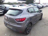 Recycling Car - Voiture accidentée en vente. Cliquez pour zoomer