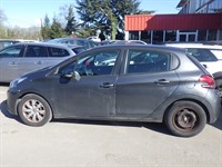 Recycling Car - Voiture accidentée en vente. Cliquez pour zoomer