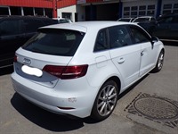 Recycling Car - Voiture accidentée en vente. Cliquez pour zoomer