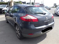 Recycling Car - Voiture accidentée en vente. Cliquez pour zoomer
