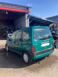 Recycling Car - Voiture accidentée en vente. Cliquez pour zoomer