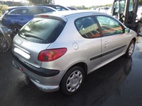 Recycling Car - Voiture accidentée en vente. Cliquez pour zoomer