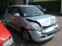 Recycling Car - Voiture accidentée en vente. Cliquez pour zoomer