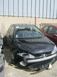 Recycling Car - Voiture accidentée en vente. Cliquez pour zoomer Recycling Car - Voiture accidentée en vente. Cliquez pour zoomer