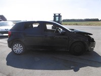Recycling Car - Voiture accidentée en vente. Cliquez pour zoomer Recycling Car - Voiture accidentée en vente. Cliquez pour zoomer